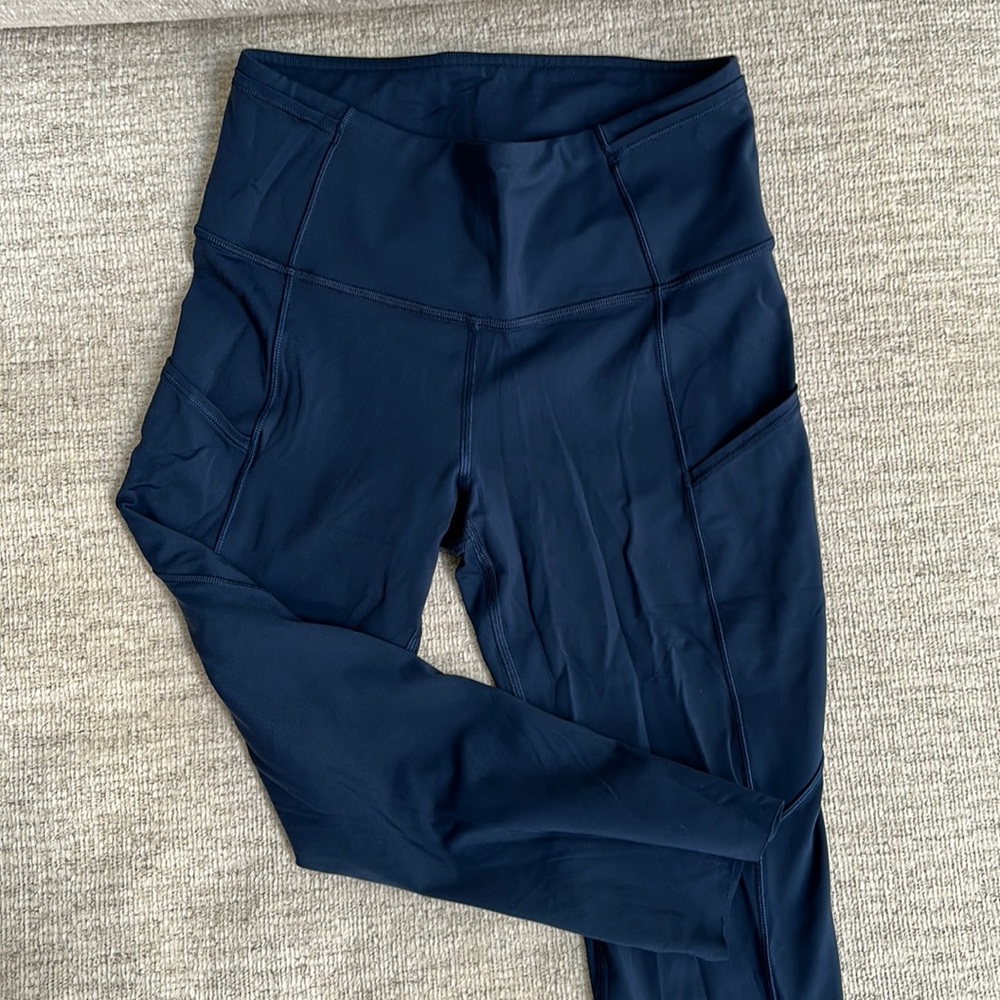 Fast and free high rise crop 19”